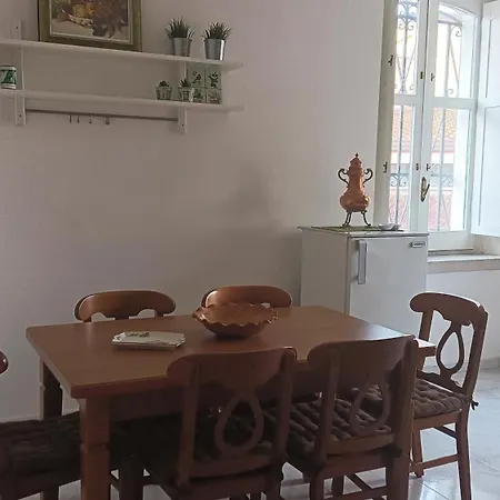 Dimora 1924 Oda ve Kahvaltı Carife